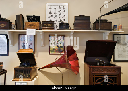 Cylindre et disque de diamant phonographes inventé par Thomas Alva Edison Thomas Edison à la Chambre à Louisville Kentucky Banque D'Images