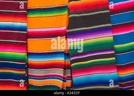 Couvertures mexicaines à vendre à Loreto, Baja California Sur, Mexique Banque D'Images