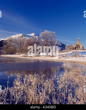 L'Écosse, Stirling, les Trossachs, près de Brig o Turk, Loch Achray, Ben lieu et les Trossachs Kirk Banque D'Images