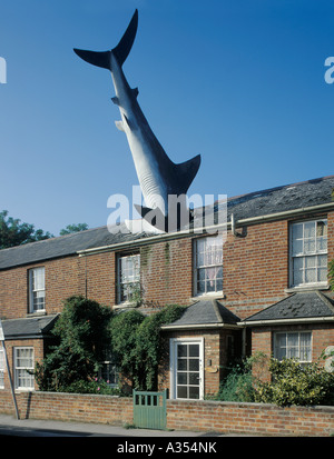 L'art moderne sculpture de Shark en chambre , Oxford , Angleterre Banque D'Images