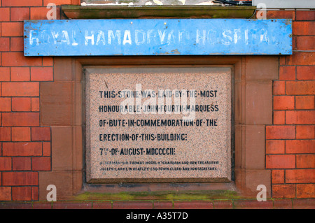 Pierre de fondation de l'hôpital à l'abandon Hamadryad Royal Cardiff Bay South Wales UK Banque D'Images