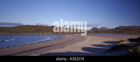 La vaste baie des sables bitumineux à Achnahaird, Achiltibuie. Wester Ross, de l'Écosse. GPAN 0023 Banque D'Images