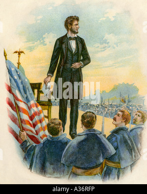 Le président Abraham Lincoln livrer le discours de Gettysburg sur le champ de bataille pendant la Guerre Civile, 1863. Lithographie couleur Banque D'Images