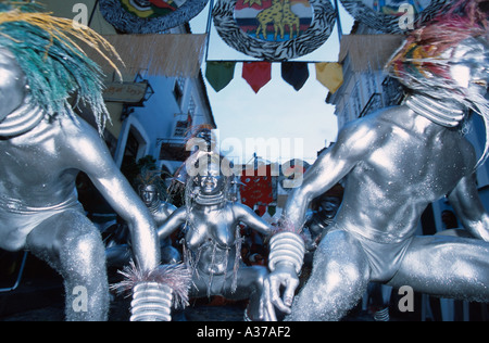 Les danseurs d'argent le carnaval Pelourinho Salvador de Bahia Brésil Banque D'Images