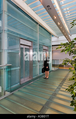 La boussole Centre, British Airways, Heathrow Bureaux Banque D'Images