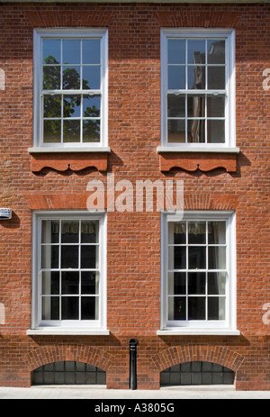 Fenêtres à guillotine à rénovation des bureaux en ville, de quincaillerie Lane London Banque D'Images