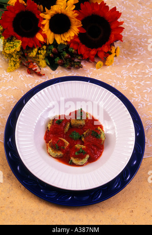 Tagine de boulettes de poisson, un ragoût avec des boules de poissons, cuisine française, restaurant français, French food and drink, French food, nourriture et boisson, France Banque D'Images