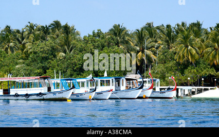 Les bateaux de pêche traditionnels des Maldives Banque D'Images