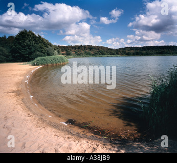 Frensham Great Pond. Surrey, Angleterre, Royaume-Uni. Banque D'Images