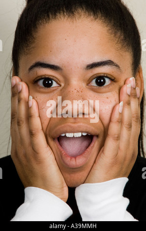 Choqué young African American Woman Banque D'Images