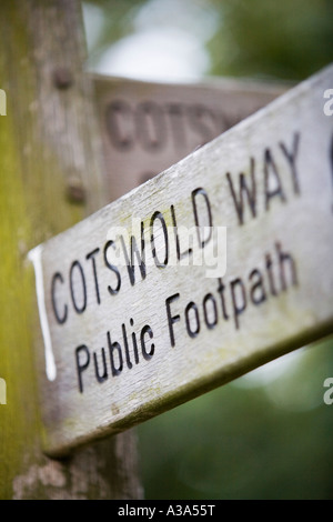 Cotswold Way post doigt Gloucestershire Banque D'Images