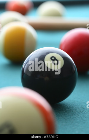 Table de billard avec huit ball in focus Banque D'Images