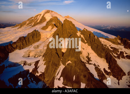 Mt Baker, Washington State, USA, 10778 ft, 3285m, région du Nord-Ouest du Pacifique, SE, Cascades, Mt Baker Wilderness Area, Black Buttes Banque D'Images