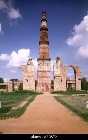 Qutab Minar New Delhi Inde Banque D'Images