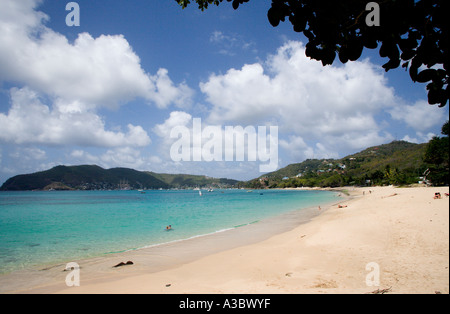 Antilles Caraïbes St Vincent les Grenadines Bequia Island Baie inférieure Beach Banque D'Images