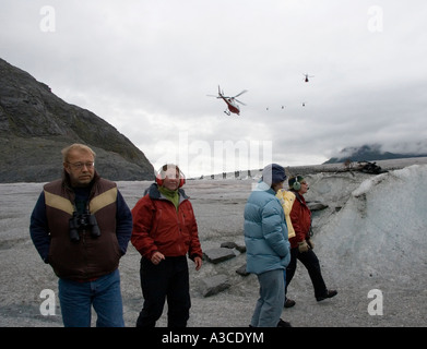 Explorer le tourisme Mendenhall Glacier en Alaska Banque D'Images