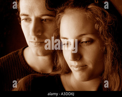 Portrait d'un jeune couple Banque D'Images