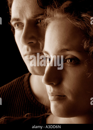 Portrait d'un jeune couple Banque D'Images