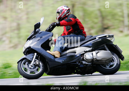 Scooter Kymco Xciting 500 Banque D'Images