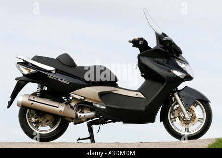 Scooter Kymco Xciting 500 Banque D'Images