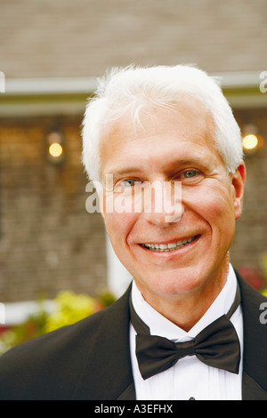 Portrait of a young man smiling Banque D'Images