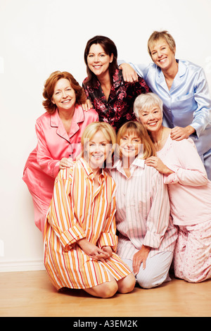 Portrait of a group of people smiling Banque D'Images