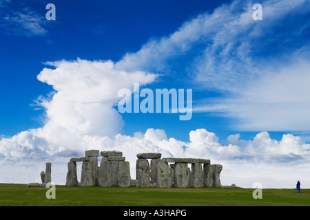 Pré-historiques Stonehenge monument antique ruine plaine de Salisbury Wiltshire England UK Royaume-Uni GB Grande Bretagne Banque D'Images