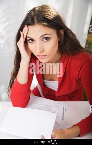 Portrait of Woman Holding Documents Banque D'Images