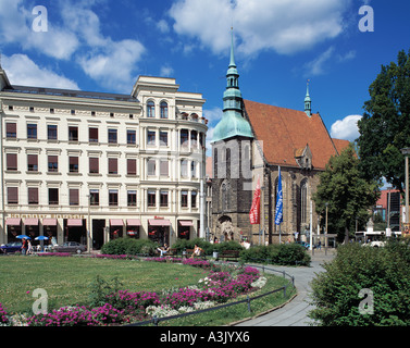 Gebaeuden Frauenkirche mit aus der Gruenderzeit Parkanlage und auf dem Postplatz à Goerlitz dans der Weser Banque D'Images