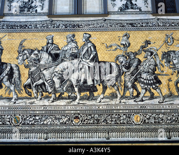 Ausschnitt aus dem Fuerstenzug am Langen Gang à Dresden Banque D'Images