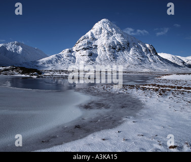 Les collines de Glencoe et Buachaille Etive supplie le Petit Berger de Etive en hiver Glencoe western Argyll Highlands écossais Banque D'Images