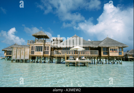 Une villa de luxe construite suite sur le lagon à l'hôtel Soneva Gili aux Maldives. Banque D'Images