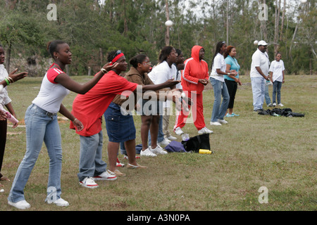 Miami Florida,Hialeah,Amelia Earhardt Park,club de jeunes,programme de prévention de la toxicomanie sans but lucratif,organisation,familles parents parents enfant c Banque D'Images