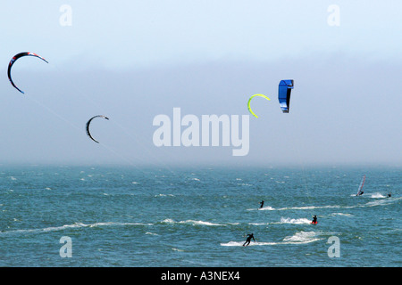 Le kite surf côte Ouest l'autoroute Un le long de la côte ouest de l'océan Pacifc California USA Banque D'Images