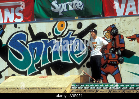 Un avenant à la BMX jeux urbains Sprite London Clapham Common Banque D'Images