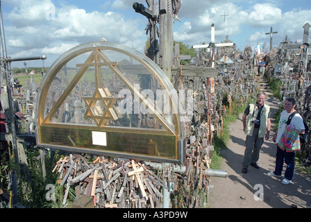 L'Étoile de David sur la Colline des Croix, Lituanie Banque D'Images