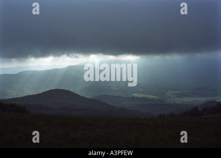 Le paysage de montagnes Bieszczady, Pologne Banque D'Images