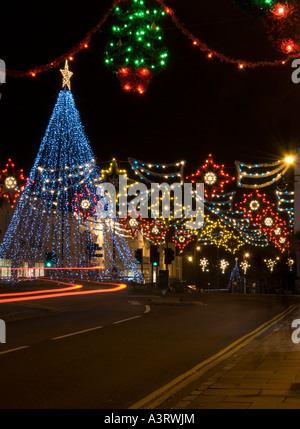 Les lumières de Noël de Stratford-upon-Avon, Warwickshire, Angleterre Banque D'Images