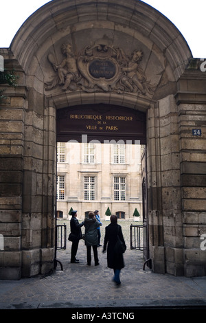 Bibliothèque historique de Paris anciennement le somptueux Hôtel de Lamoignon dans le quartier du Marais de Paris France Banque D'Images