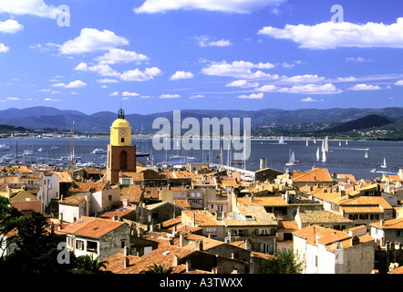 Vue aérienne de la ville de Saint Tropez et de la baie Banque D'Images