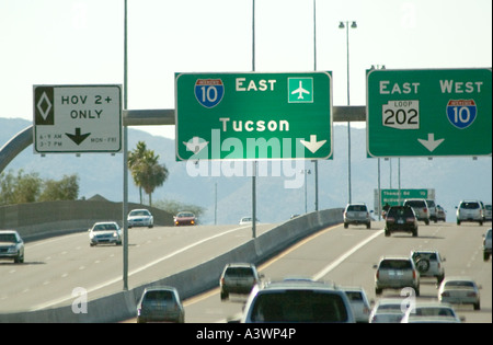 La signalisation routière sur l'Interstate 10 à Phoenix en Arizona Banque D'Images