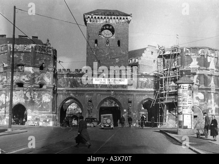 Géographie/voyages, Allemagne, Munich, période d'après-guerre, scènes de rue, Zweibrückenstraße et Isartor, bâtiments détruits, vers 1948, Banque D'Images