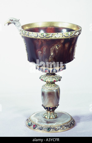 Beaux-arts, navire, navire potable gobelet, avec tête d'aigle, 17e siècle, onyx, calcédoine, or, diamant, pierre précieuse, trésor de Banque D'Images