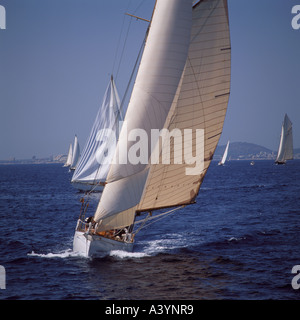 Conde de Barcelona Bateaux Classiques régate dans la baie de Palma de Majorque Espagne Baléares Banque D'Images