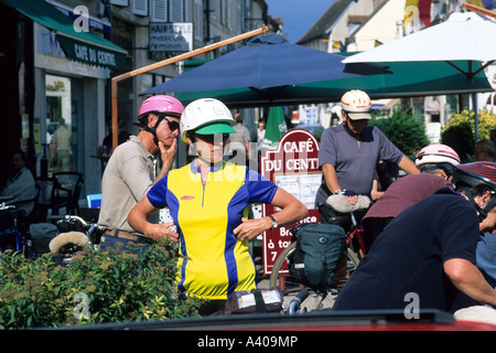 FRANCE BOURGOGNE NUITS-SAINT-GEORGES BIKERS TOURING Banque D'Images