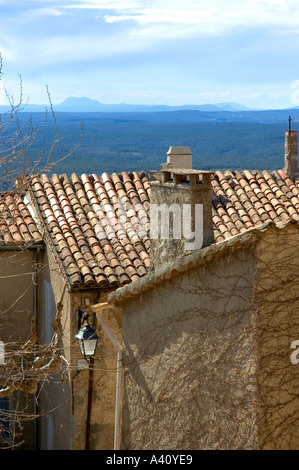 Vue sur le village de Tourtour Var Var sud de la France Banque D'Images