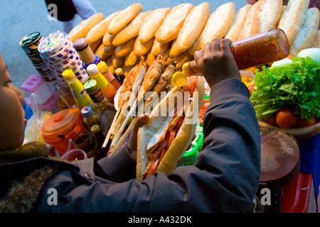 Vendeur Sandwich Lao Luang Prabang au Laos Banque D'Images