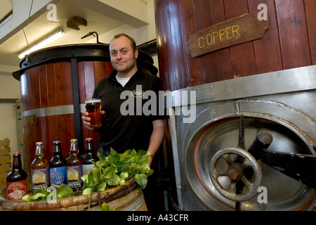 Xavier Baker Directeur Brasserie brasseur Ventor Isle of Wight Angleterre Royaume-uni Grande-Bretagne Banque D'Images