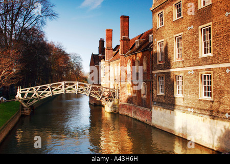 Queens College et le pont mathématique, Cambridge, Angleterre. Banque D'Images
