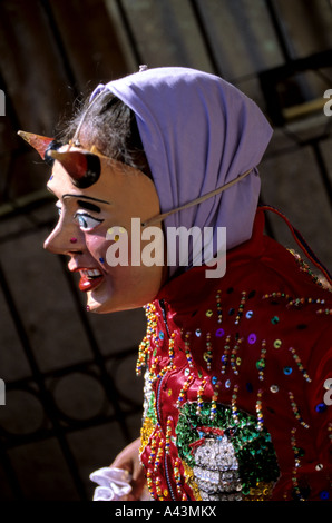 Andine Saqra devil dancer dans la Fiesta de Pentecostes célébrations dans le village Inca d'Ollantaytambo Vallée Sacrée Pérou Banque D'Images